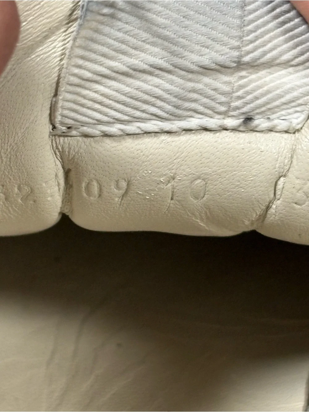 Size 10 GG - Gucci Rhyton Sega Black sneakers white red logo Ace
